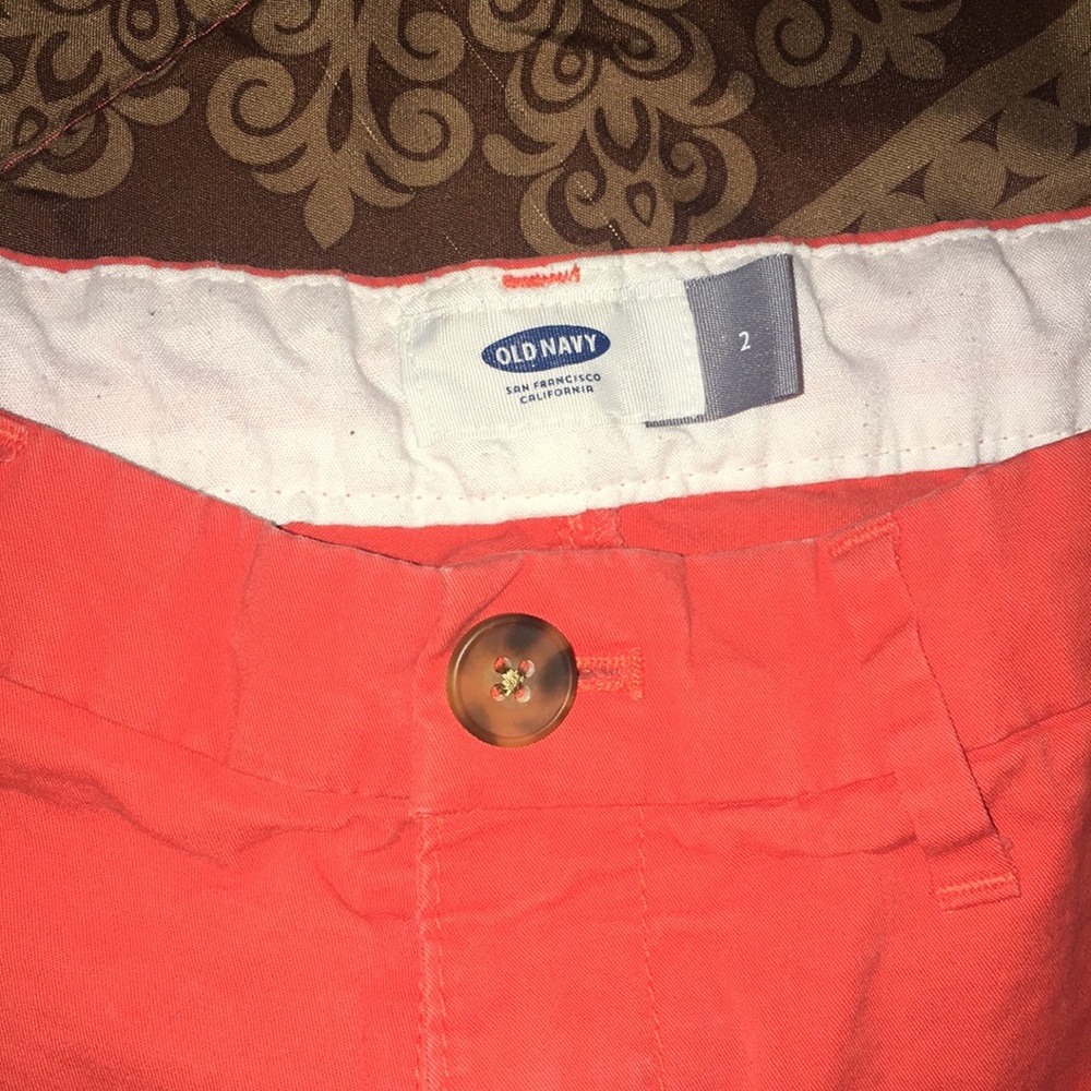 Shorts - Picture 2 of 3